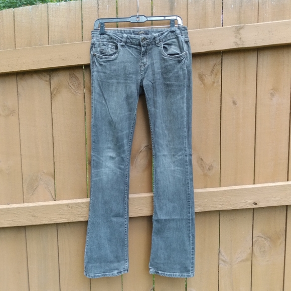 #330 Southpole Grey Faded Junior 5 Bootcut Low Rise Jeans - Picture 3 of 16